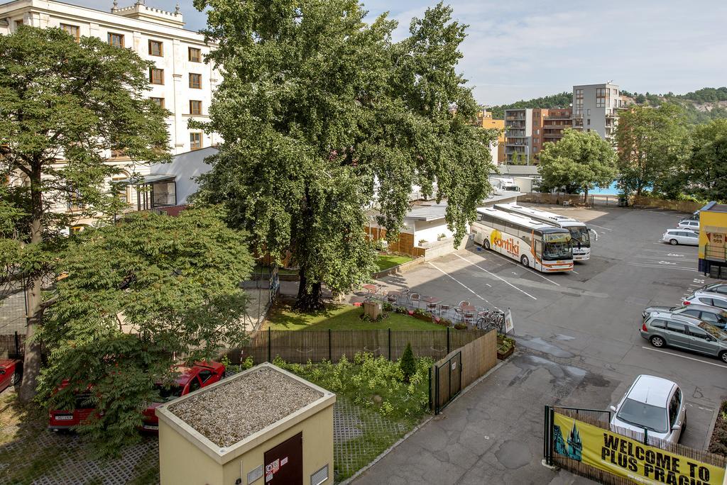 Plus Prague Hostel Exterior photo